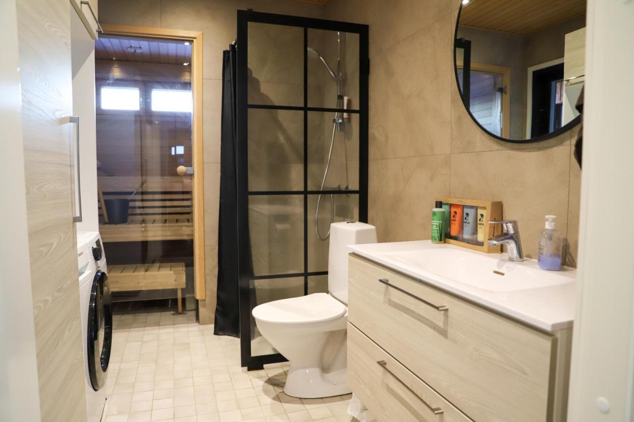 Вилла Modern Semi-Detached House With Wonderful Location! Рованиеми Экстерьер фото